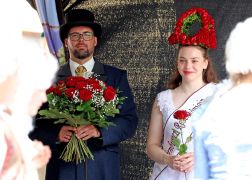 Dornburg Krohnt Neue Rosenkoenigin 32